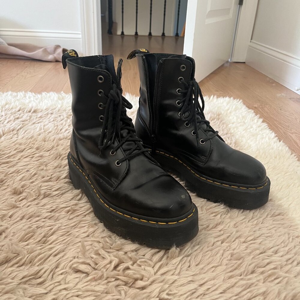 Dr. Martens  Jadon Boot Smooth Leather Platforms